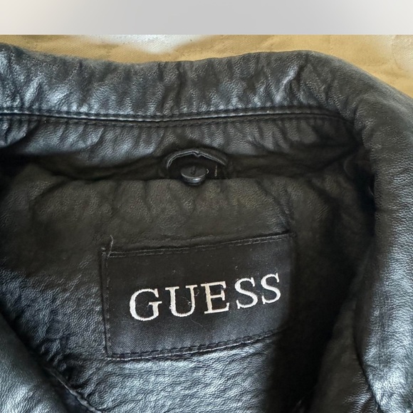 Vintage GUESS Black Faux Leather Jacket for Women - Picture 2 of 4